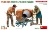 MiniArt 38077 Workers With Concrete Mixer 1/35